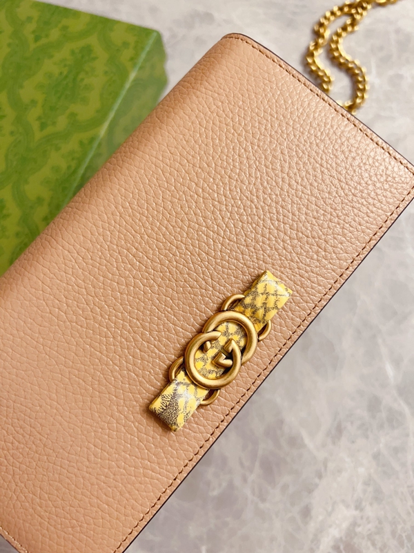 グッチ財布 レプリカ背面デザイン